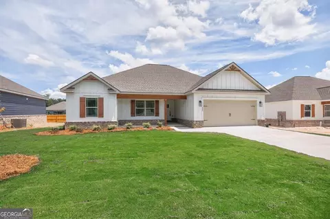 Exterior - 208 Hampton Chase, Perry, GA 31069 photo 1 of 8