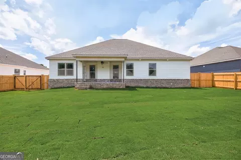 Exterior - 208 Hampton Chase, Perry, GA 31069 photo 4 of 8