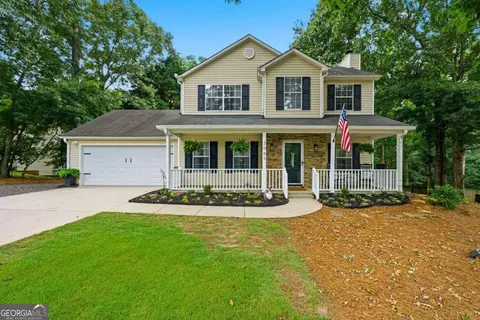 3063 Rockview Dr, Loganville, GA 30052