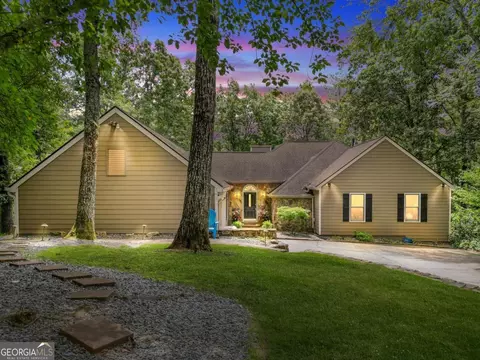 160 Fairway Ridge Dr, Johns Creek, GA 30022