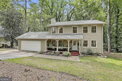 195 Oak St, Fayetteville, GA 30215