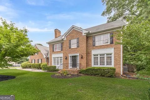 3316 Classic Dr, Snellville, GA 30078