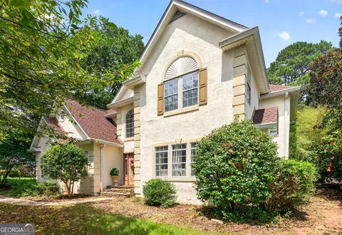 15 French Village Blvd, Sharpsburg, GA 30277