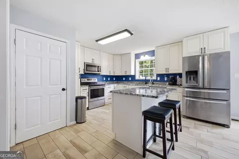 Kitchen - 274 Stringer Rd, Rockmart, GA 30153 photo 8 of 8