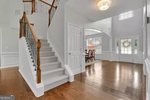 Entry Way - 923 Van Briggle Path NE, Sugar Hill, GA 30518 photo 2 of 5
