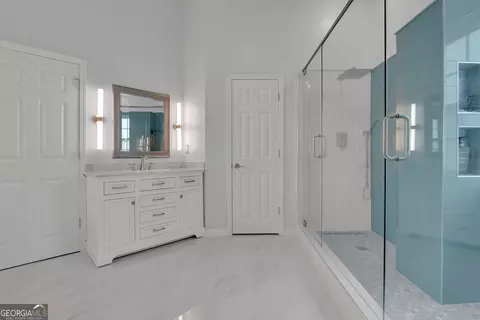 Bath - 923 Van Briggle Path NE, Sugar Hill, GA 30518 photo 5 of 8