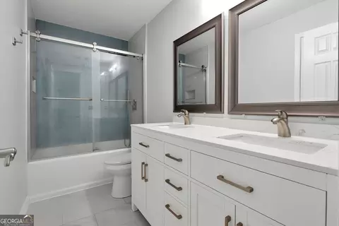 Bath - 923 Van Briggle Path NE, Sugar Hill, GA 30518 photo 3 of 8