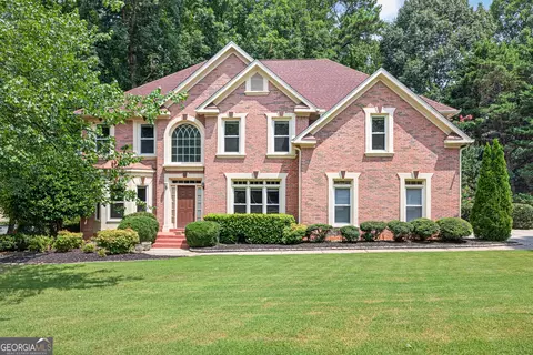 5135 Deerlake Dr, Alpharetta, GA 30005