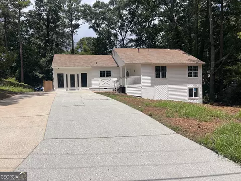 1445 Diplomat Dr, Riverdale, GA 30296