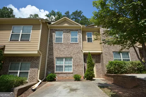 3015 Bonnes Dr, Lithonia, GA 30038