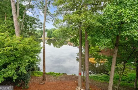 View/Area - 4556 Allen Park Path, Suwanee, GA 30024 photo 5 of 6