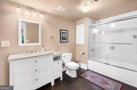 Bath - 4556 Allen Park Path, Suwanee, GA 30024 photo 3 of 3