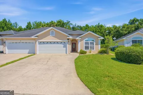 107 Renee Dr, Kingsland, GA 31548