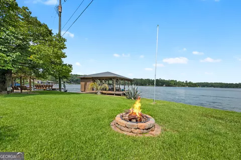 Exterior - 276 Roberts Point Rd, Jackson, GA 30233 photo 5 of 12