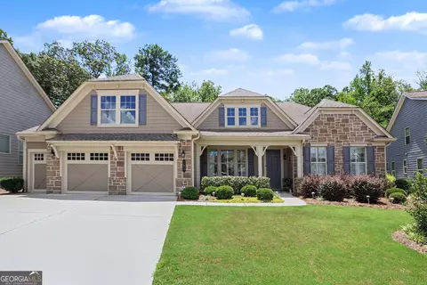 185 Mulberry Ct, Peachtree City, GA 30269