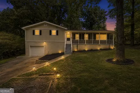 326 Princess Ave, Woodstock, GA 30189