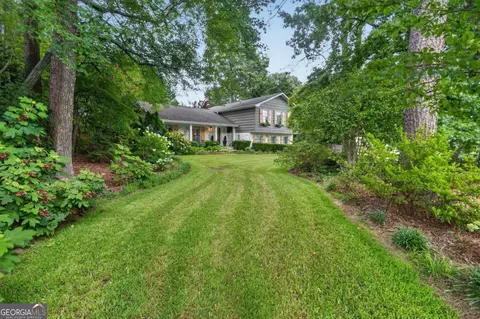1701 Driftwood Pl, Snellville, GA 30078