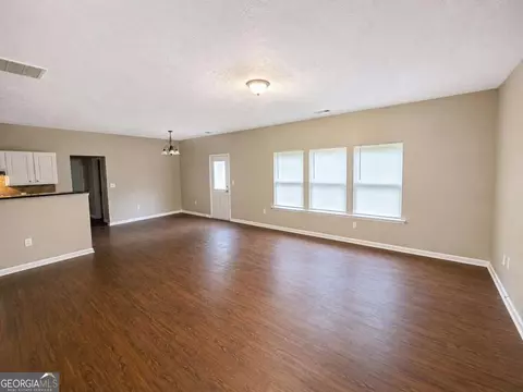 Living - 3280 Franklin St, Austell, GA 30106 photo 2 of 5