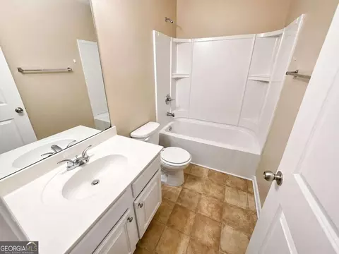 Bath - 3280 Franklin St, Austell, GA 30106 photo 2 of 6