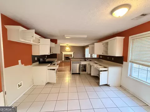 Kitchen - 65 Montgomery Ct, Covington, GA 30016 photo 1 of 1