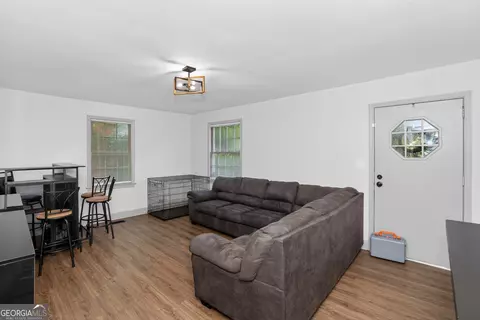 Living - 103 Meeks Ter, Thomaston, GA 30286 photo 1 of 2