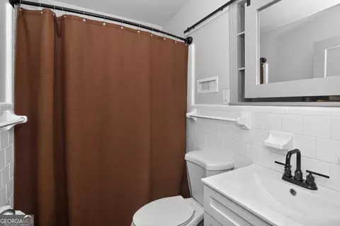 Bath - 103 Meeks Ter, Thomaston, GA 30286 photo 1 of 5