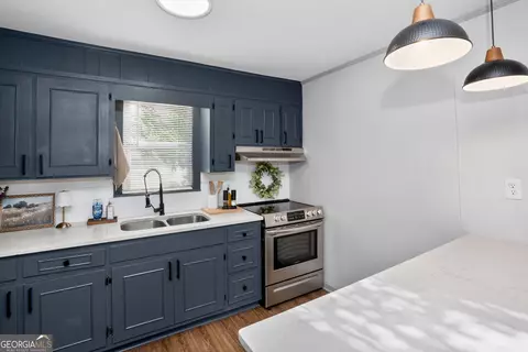 Kitchen - 103 Meeks Ter, Thomaston, GA 30286 photo 3 of 5