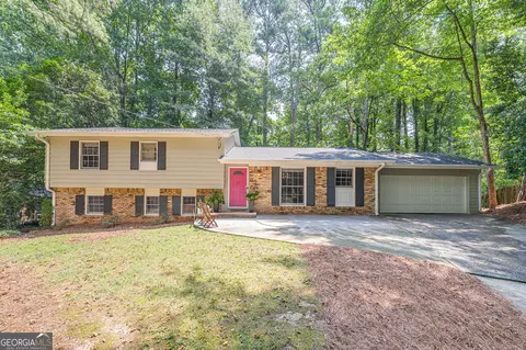 6485 Wright Rd, Sandy Springs, GA 30328