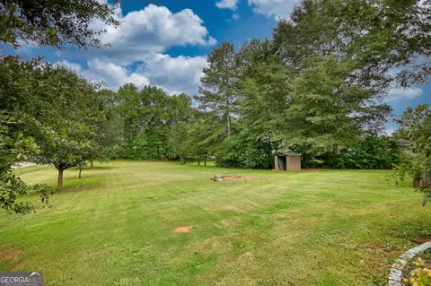 Exterior - 1020 Flat Rock Rd, Madison, GA 30650 photo 6 of 6