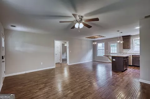 Living - 1020 Flat Rock Rd, Madison, GA 30650 photo 1 of 4