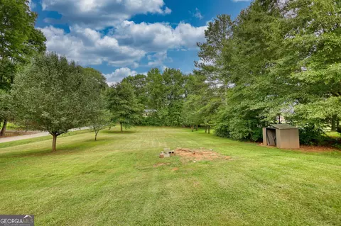 Exterior - 1020 Flat Rock Rd, Madison, GA 30650 photo 5 of 6