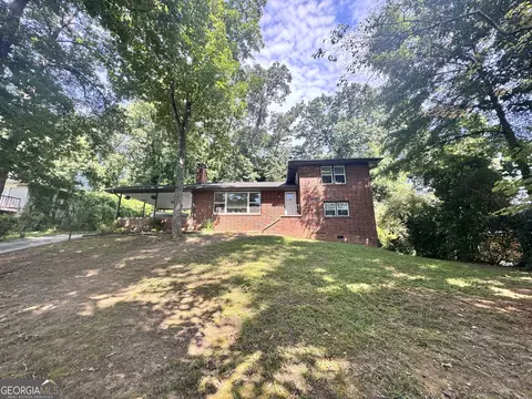 2953 Collier Dr NW, Atlanta, GA 30318