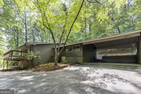 4961 Rebel Trl, Atlanta, GA 30327