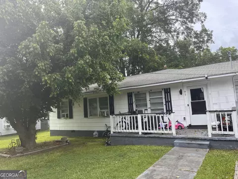 91 W Lipham St, Tallapoosa, GA 30176