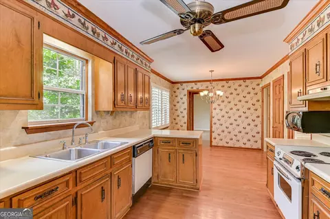 Kitchen - 2957 Foxhall Cir, Augusta, GA 30907 photo 6 of 6