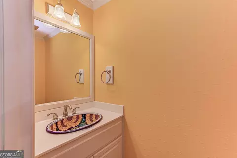 Bath - 2957 Foxhall Cir, Augusta, GA 30907 photo 1 of 3