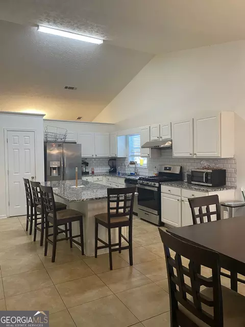Kitchen - 3474 Ennfield Way, Duluth, GA 30096 photo 1 of 3