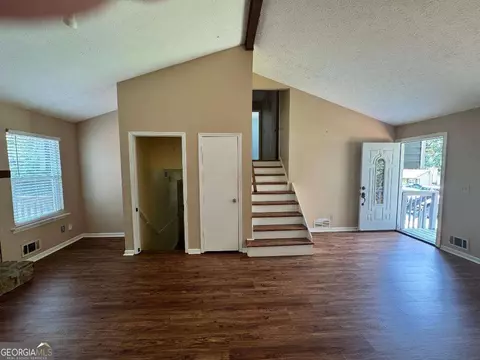 Living - 3187 Montheath Pass, Duluth, GA 30096 photo 4 of 7