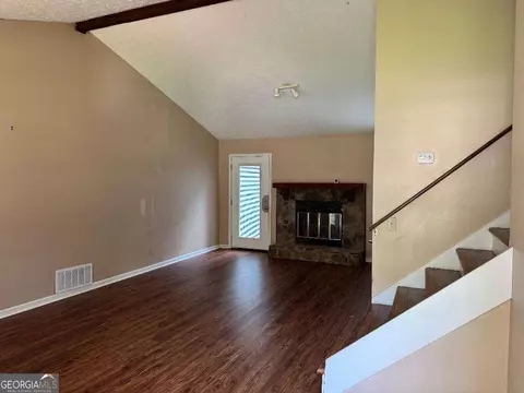 Living - 3187 Montheath Pass, Duluth, GA 30096 photo 2 of 7