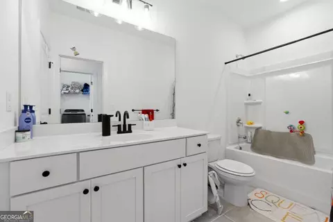 Bath - 4244 Calder St, Duluth, GA 30097 photo 3 of 4