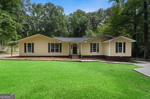419 Marcella Ave, Sharpsburg, GA 30277