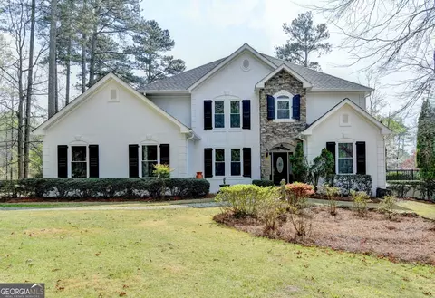 6336 Old Shadburn Ferry Rd, Buford, GA 30518