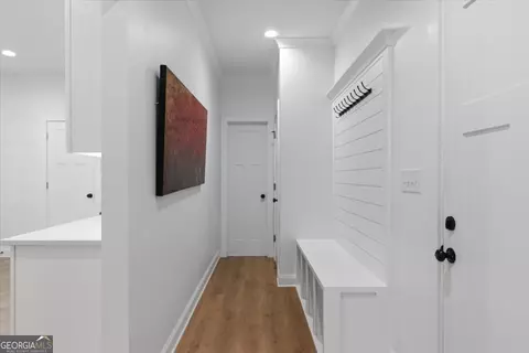 Entry Way - 740 Markhams Dr, Madison, GA 30650 photo 3 of 3