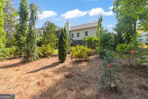 Exterior - 740 Markhams Dr, Madison, GA 30650 photo 9 of 10
