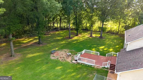 Exterior - 304 Gresham Rd, Zebulon, GA 30295 photo 9 of 17