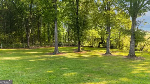 Exterior - 304 Gresham Rd, Zebulon, GA 30295 photo 15 of 17