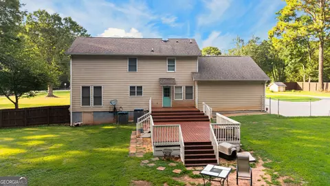 Exterior - 304 Gresham Rd, Zebulon, GA 30295 photo 12 of 17