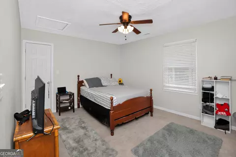 Bedroom - 304 Gresham Rd, Zebulon, GA 30295 photo 4 of 9