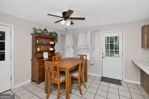 Dining - 304 Gresham Rd, Zebulon, GA 30295 photo 1 of 1