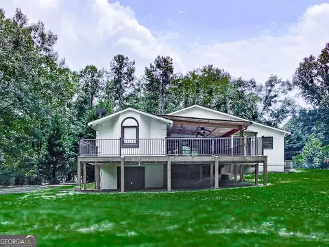 Exterior - 1310 Dillon Rd, Austell, GA 30168 photo 5 of 17